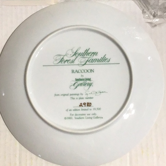 Collectible Plate - Picture 3 of 3